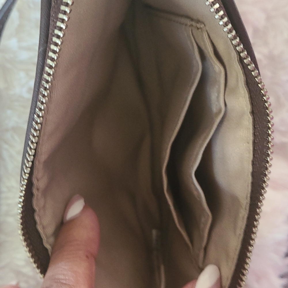 Coach wristlet - Picture 4 of 4